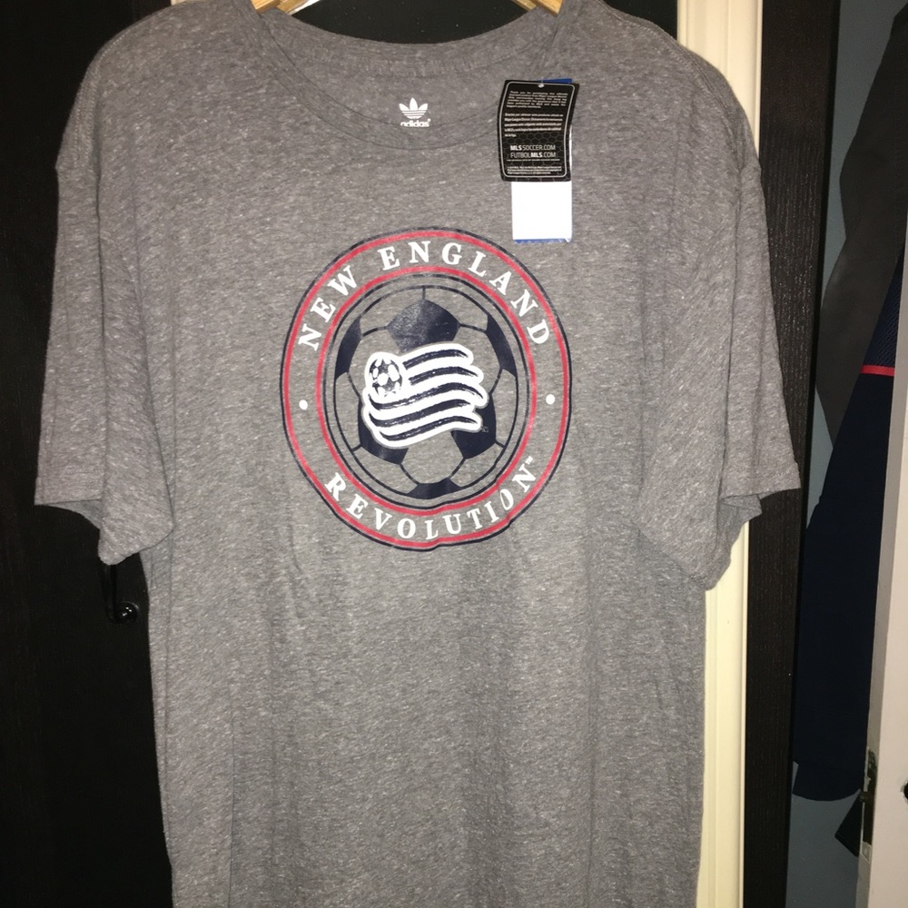 Men’s XL New England revolution t shirt